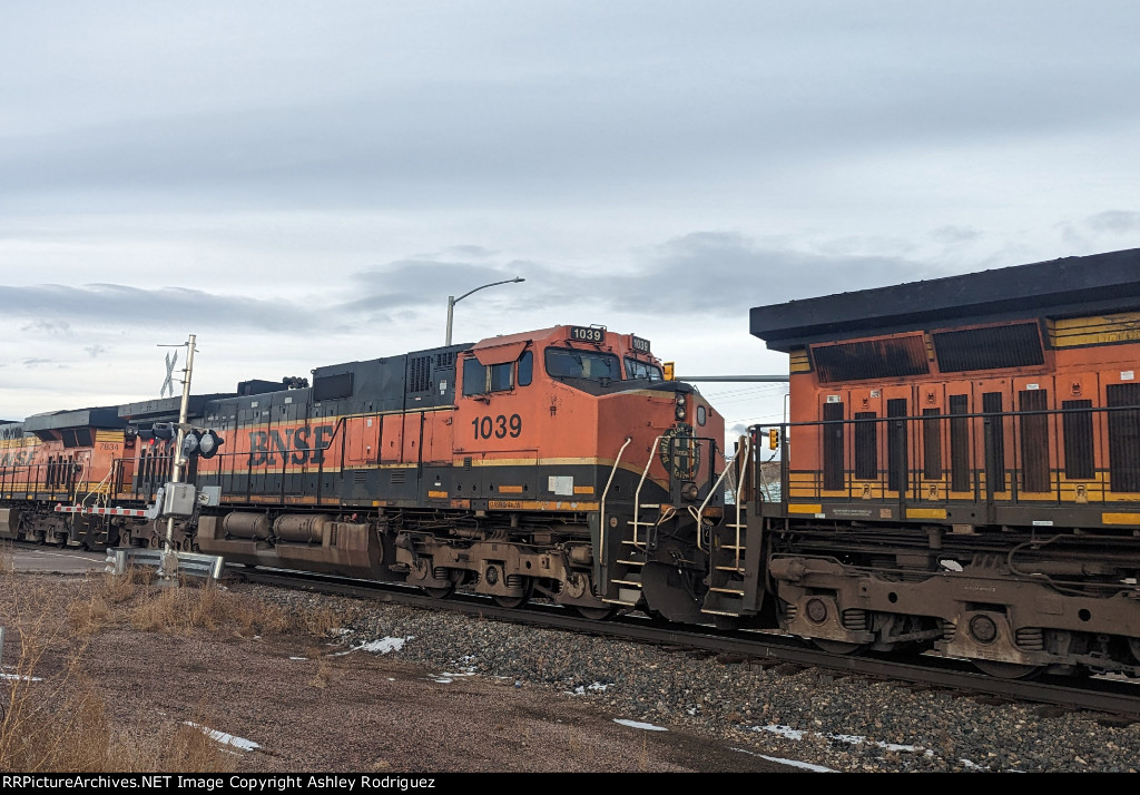 BNSF 1039